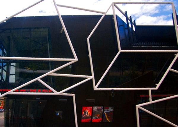 20_01-02-10_ Bldg_Southbank Theatre in the Distinctive Geometric Shapes, Opened in 2009.jpg