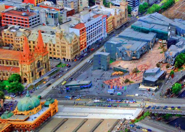 29_01-02-10_ Federation Square ����㳡-10001.JPG