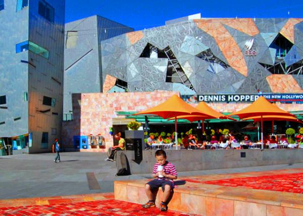 31_01-06-10_ Federation Square_The Alfred Deakin Building �������׵¡��Ͽϴ�¥0001.JPG