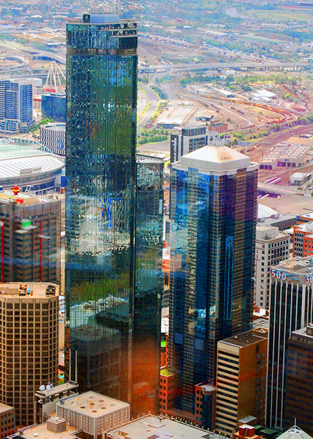 38_01-02-10_ Bldg_Rialto Towers in 1986.jpg