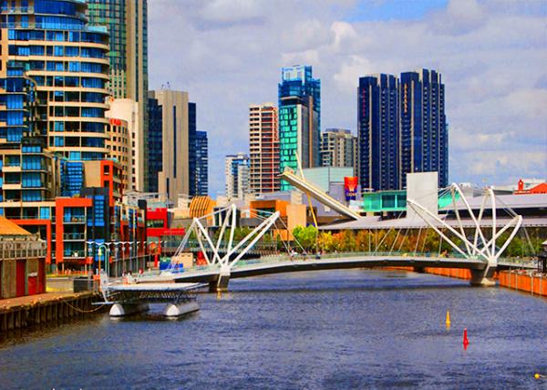 42_01-02-10_ Bridge_Seafarers over Yarra River-20001.jpg