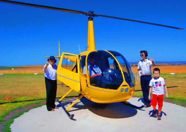 08_01-07-10_ Helicoper Ride ����ֱ���ɻ�-20001.JPG
