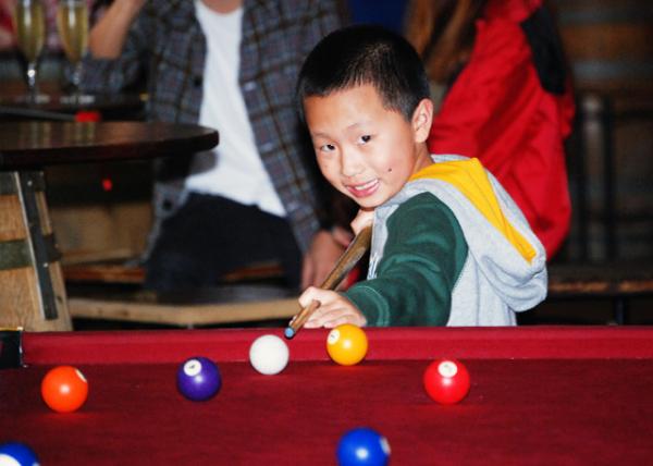 12_01-08-10_ Pool Table0001.jpg
