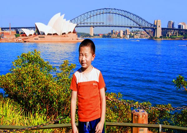 01_01-10-10_ Sydney Harbour w the Opera House and Harbour Bridge Ϥ��ۡ����Ժ�뺣�۴���-10001.JPG