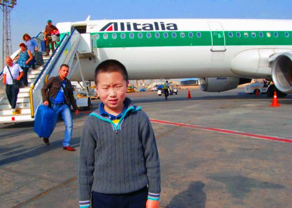 04-01-11_ 32C90F @ Cairo International Airport ���޹��ʻ���������32����900001.JPG