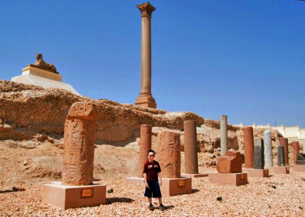 03_04-02-11_ Temple of Serapeum ��������ķ����0001.JPG