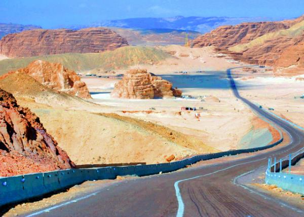 20_04-04-11_ Mt. Sinai Highway ����ɽ���ٹ�·0001.JPG
