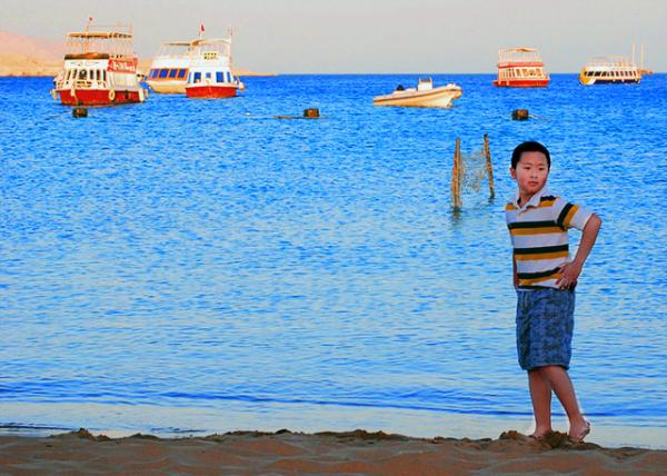 04-03-11_ Naama Bay of Red Sea_  Sharm El Sheikh-60001.JPG