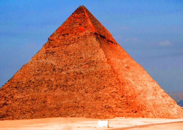 06_04-05-11_ Pyramid of Khafre_ Giza0001.JPG