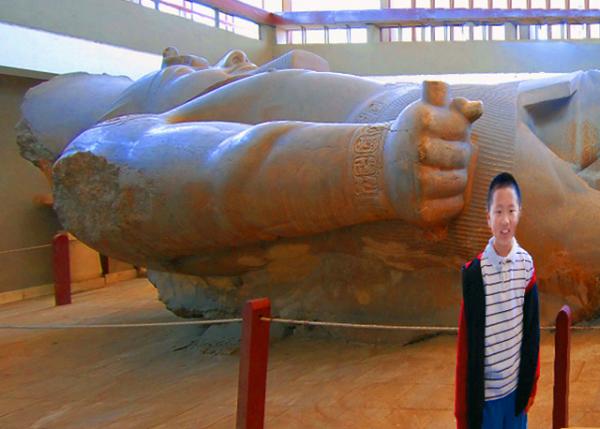 24_04-05-11_ Mit Rahina_Colossus Ramses II Statue @ Mit Rahina ��ϣ�ɲ���ݡ�������˹��������-10001.JPG
