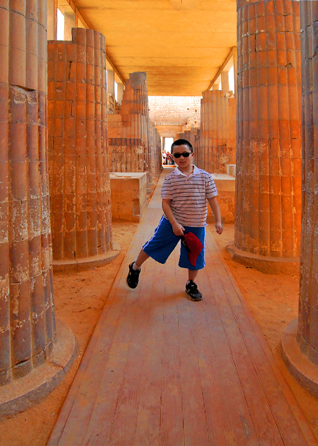 31_04-05-11_ Saqqara_Heb Sed Jubilee Court to Serve the Spirit of the King in the Afterlife ��ף������������-10001.JPG