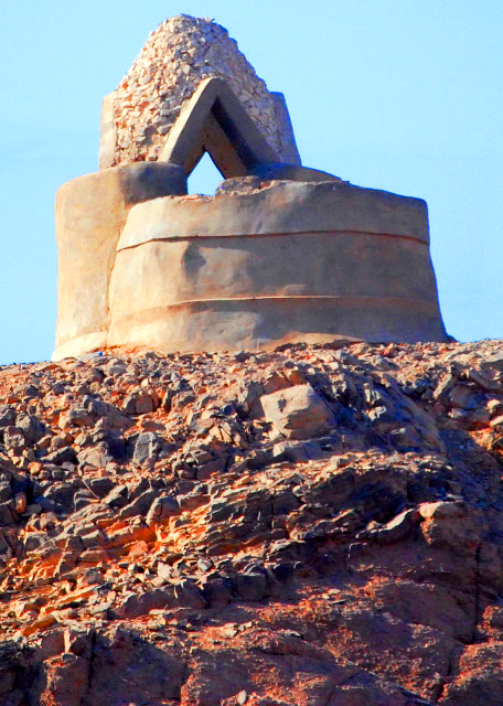 03_04-06-11_ Pharoah Lantern �������0001.JPG