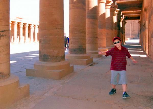 22_04-06-11_ Courtyard Flanked by Colomnades in Temple of Philae_ Aswan-150001.JPG