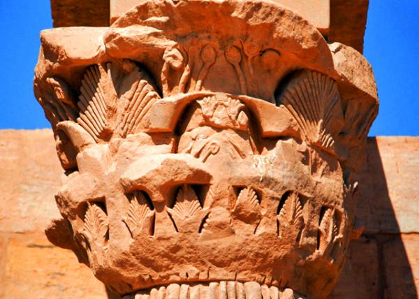 39_04-06-11_ Detail of the Column Capital ��ͷϸ��-20001.JPG