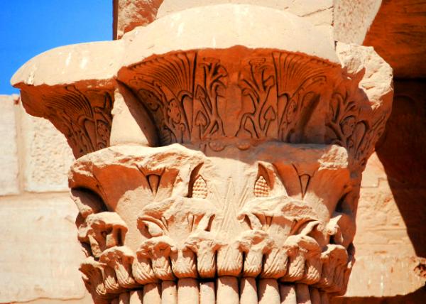 43_04-06-11_ Detail of the Column Head ��ͷϸ��-10001.JPG