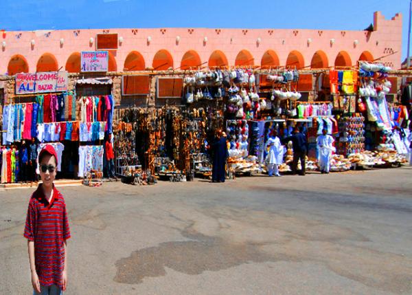 50_04-06-11_ Street Vendors_ Aswan-10001.JPG