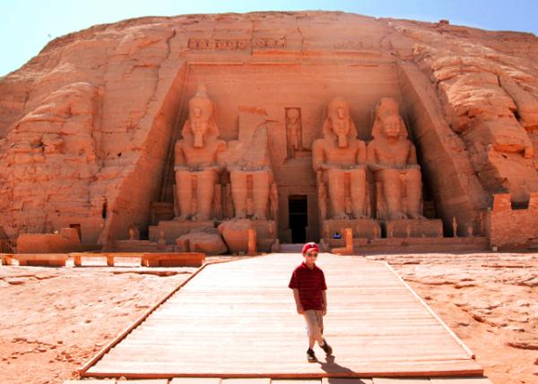 01_04-06-11_ Statues of Ramses II on the Facade of Great Temple of Abu Simbel (13C BC)-20001.JPG