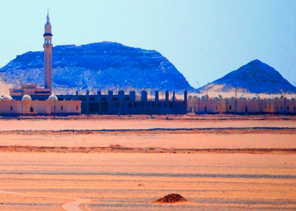 20_04-06-11_ Mosque in Western Desert0001.JPG