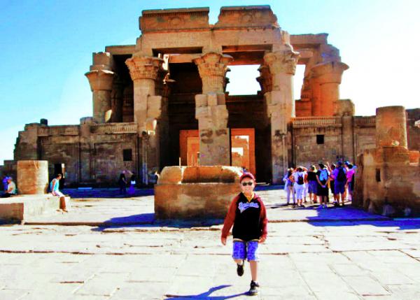 03_04-07-11_ The Double Entrance to Kom Ombo Temple ���̲�������˫��0001.JPG
