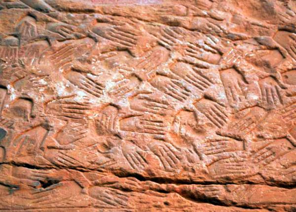 10_04-08-11_ Scribes Tallying Vanquished Foes by Traditional Counting of Severed Hands & Genitals ͨ���Ա����ֺ���ֳ���Ĵ�ͳ��������ʾ�������ĵ���0001.JPG