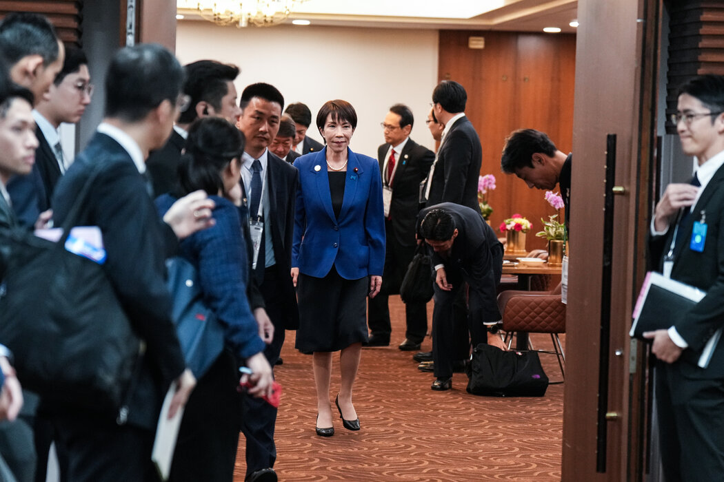 日本首相高市早苗去年10月抵达韩国,准备与中国国家主席习近平会面。她随后表明日本有意在中国攻击台湾时出兵协防。