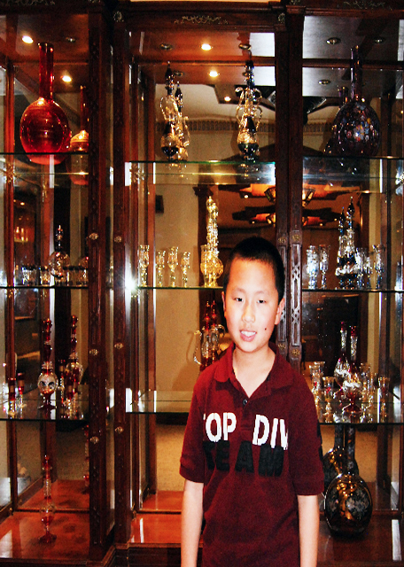 04-02-11_ Perfume Shop in Cairo ���ޡ���ˮ��0001.JPG