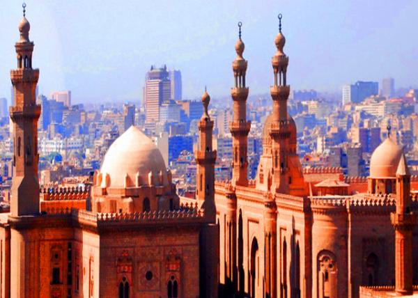 67_04-12-11_ Mosque of Sultan Hassan (Left) & Mosque of ar-Rifai (Right) Seen from the Citadel �յ������������������������-10001.JPG