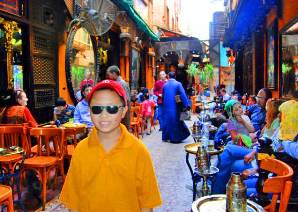 69_04-12-11_ Kan al-Khalili_El-Fishawi, the Oldest Coffee House of 200 Yr ���ӿ��ȹݡ�����200����ʷ��������Ŀ��ȹ� -20001.JPG