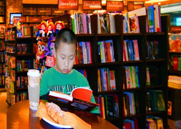 03_12-15-12_ Booklink Cafe_Diary of A Wimpy Kid The Third Wheel ��Сƨ���ռǡ�����ݡ�-20001.JPG