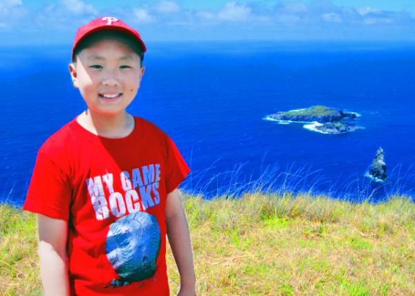 10_12-18-12_ Motu Iti between the Larger Motu Nui and the Sea Stack of Motu Kao Kao ���ᵺ���ڴ��Ŭ�����Ϳ�����ջ֮��-20001.JPG