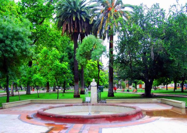 18_12-20-12_ Plaza Armas_Parque Forestal ɭ�ֹ�԰-70001.JPG
