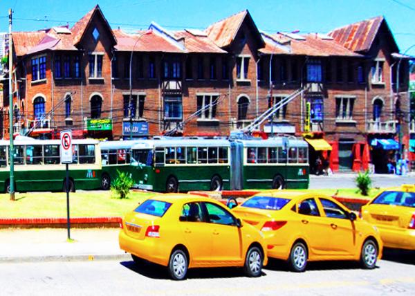 16_12-21-12_ Valparaiso_Trolleybuses.JPG