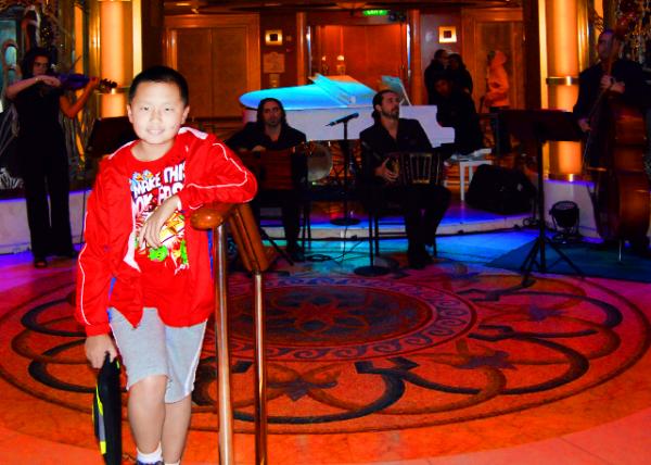 17_12-24-12_ Star Princess_Christmas Eve Performance0001.jpg