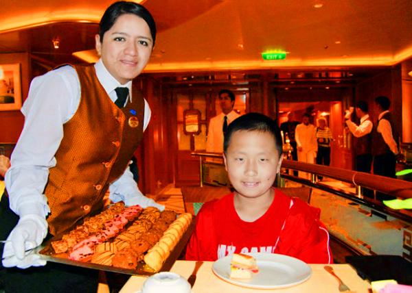 12-25-12_ Star Princess_English Afternoon Tea Ӣʽ���-10001.JPG