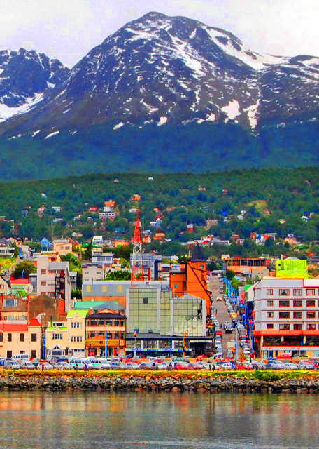 1783282393443543.jpg 16_12-28-12_ Downtown Ushuaia-20001.JPG