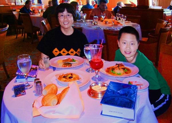 26_01-01-13_ Dinner-30001.JPG
