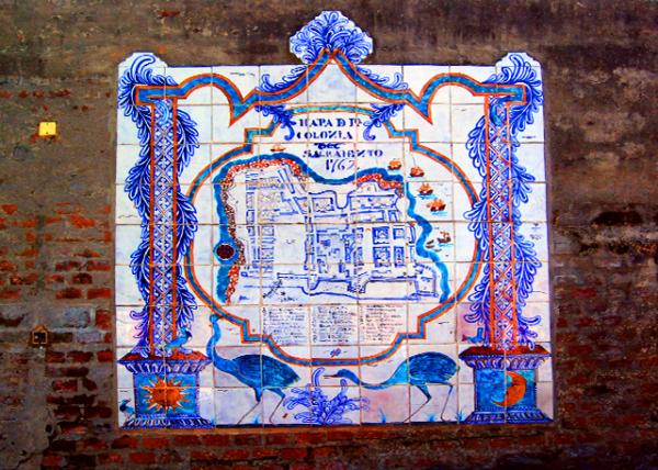 06_01-03-13_ Map of the Old Town in Ceramic Tiles �ϳǴ�ש��ͼ0001.JPG