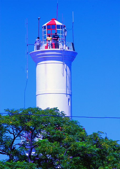 1783384250473261.jpg 18_01-03-13_ Lighthouse.jpg