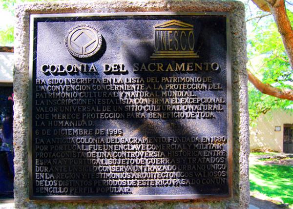 28_01-03-13_ Plaque of UNESCO.jpg