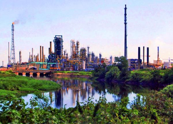 39_01-03-13_ Oil Refinery_ Montevideo �ɵ�ά�������ͳ�0001.JPG