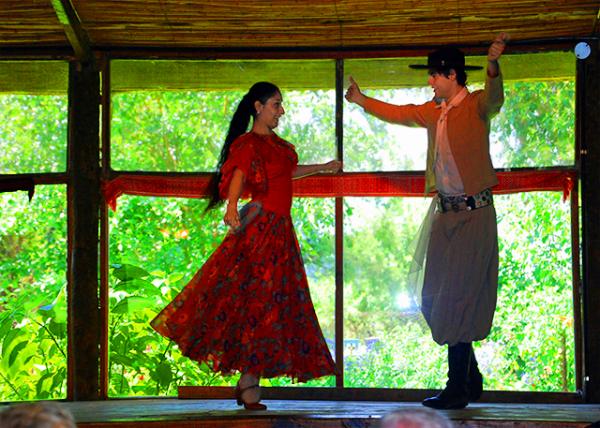 22_01-04-13_ Estancia La Mimosa_Chacarera Folkloric Dance ǡ����������赸-20001.JPG
