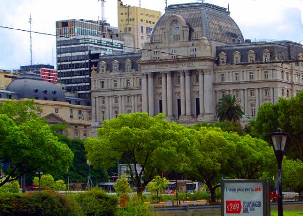 04_2013-01-05_06_Libertad Palace, Formerly the City's Central Post Office & Currently Centro Cultural Kirchner in the Ornate Beaux-Arts Style.jpg
