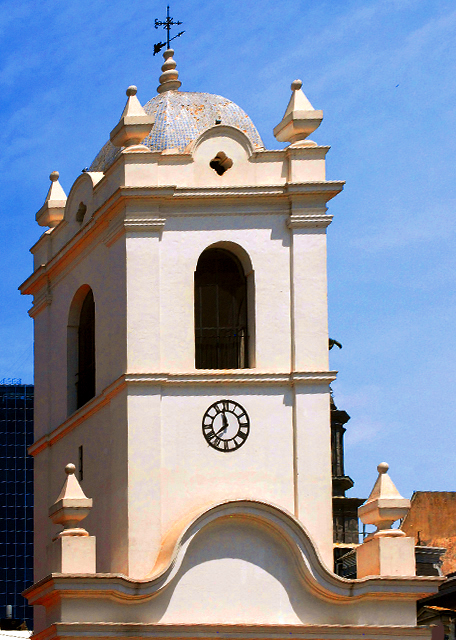1783454663370484.jpg 20_2013-01-05_Tower of Cabildo Characteristic of the Colonial & Baroque Styles.jpg