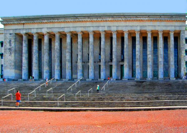 38_2013-01-05_University of Buenos Aires,  the 2nd-Oldest University in the Country, & the Largest university of the Country by Enrollment0001.jpg