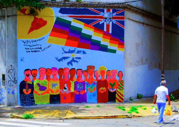 46_2013-01-05_La Boca_We will return Malvinas to the hand of Latin America.jpg