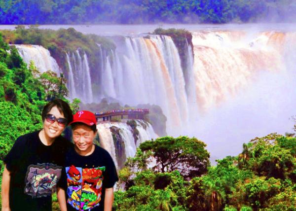 11_01-06-13_ Devil's Throat_The Garganta do Diabo Walkway in the Brazilian Side ������ħ�������е�-10001.jpg