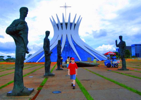 17_01-09-13_ Cathedral of Bras��lia_Four Evangelists ��λ��������ʿ-80001.JPG