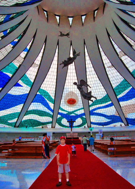 1783630898715472.jpg 19_01-09-13_ Cathedral of Brasília_Don Bosco Sanctuary w Angel Sculptures 若望·鲍思高圣殿与天使雕像-20001.JPG