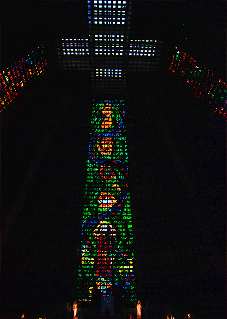 1783716240433707.jpg 06_01-11-13_ Metropolitan Cathedral of Rio de Janeiro_Conical Roof 圆锥形天花板-60001.jpg