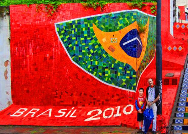 45_01-11-13_ Escadaria Selar��n_Brazilian Natl Flag  ����¡����̨�ס���������-140001.JPG